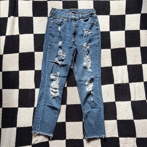 Aeropostale Ripped Hi-Rise Mom Jeans Size 6